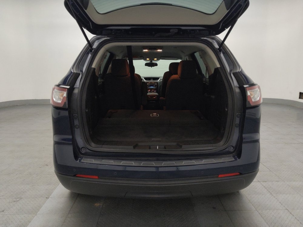 Used 2016 Chevrolet Traverse LT w/ Traveler's Package image 29
