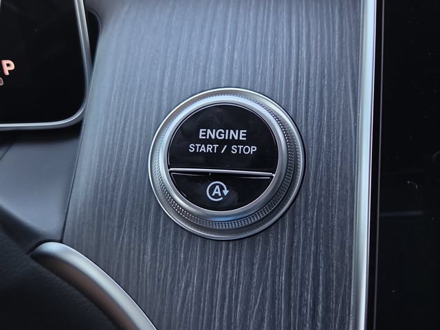 New 2026 Mercedes-Benz GLC 300 4MATIC image 11