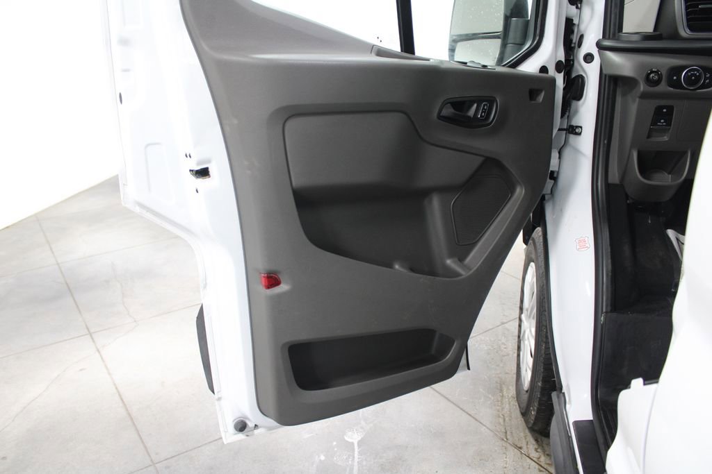 Used 2023 Ford Transit 350 XLT image 26