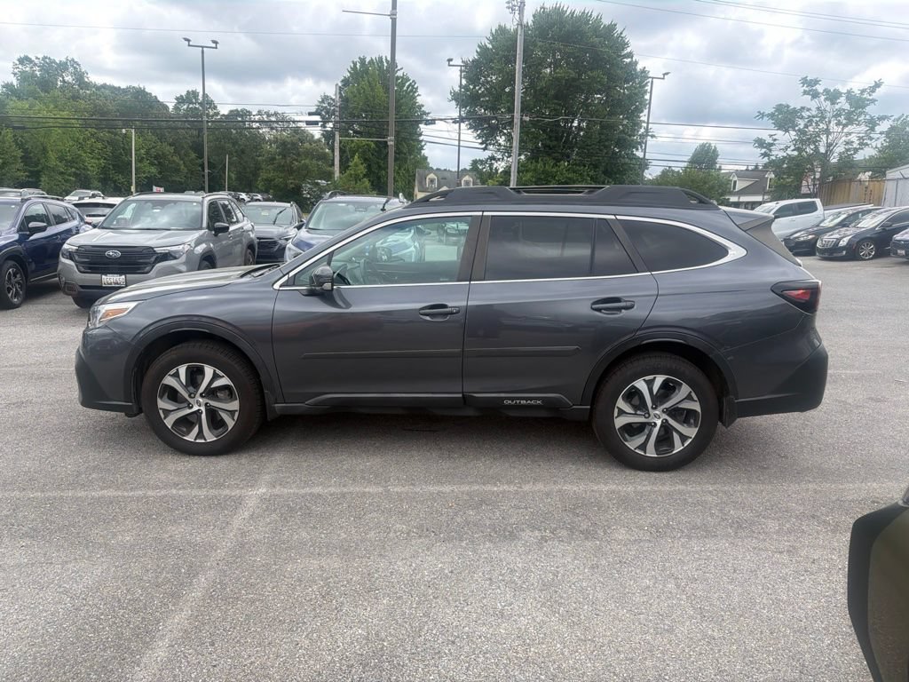 Used 2022 Subaru Outback Limited AWD/4WD image 3
