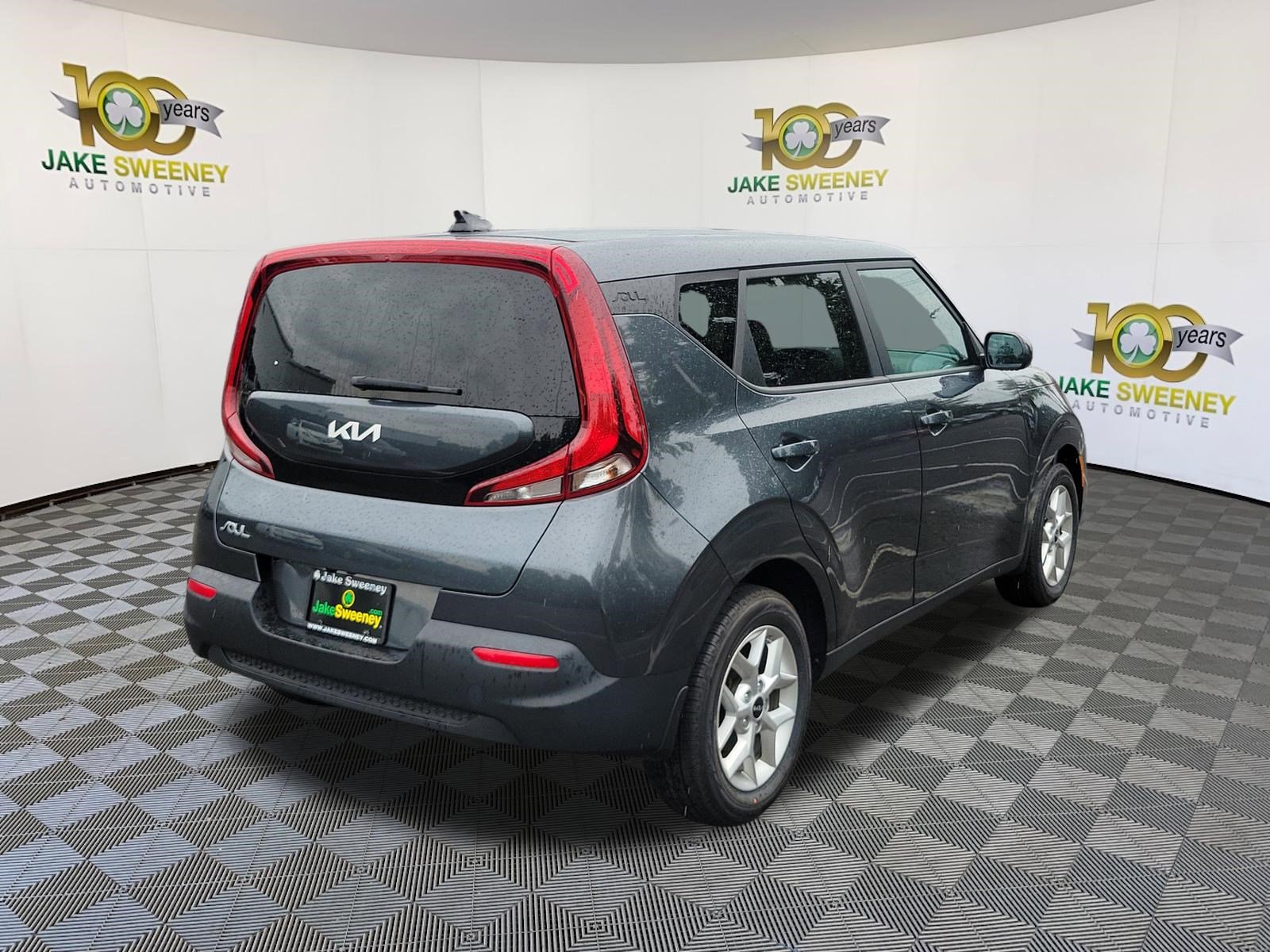 Used 2022 Kia Soul LX w/ Technology Package FWD image 5