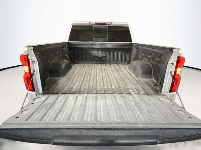 Used 2019 Chevrolet Silverado 1500 LT Trail Boss AWD/4WD image 26