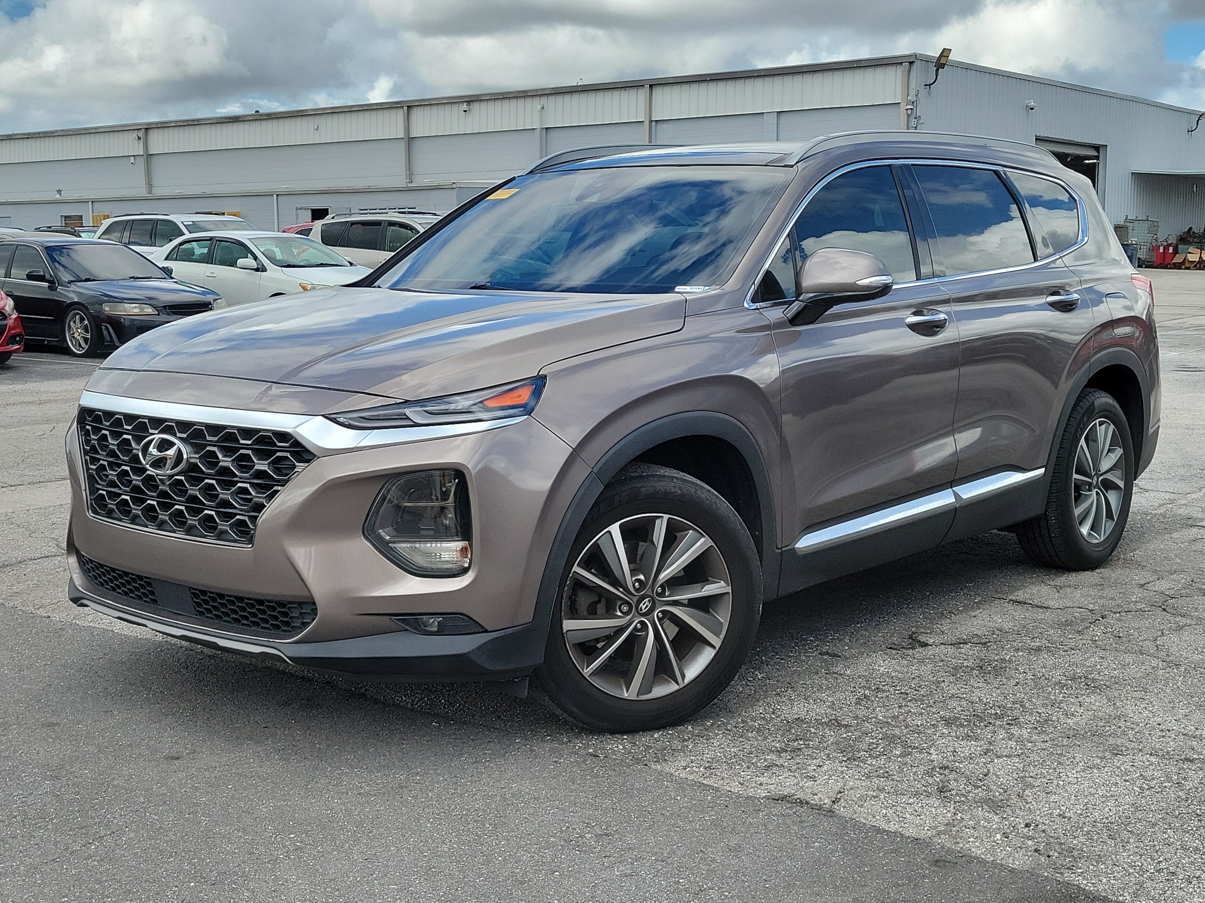 Used 2019 Hyundai Santa Fe FWD image 3