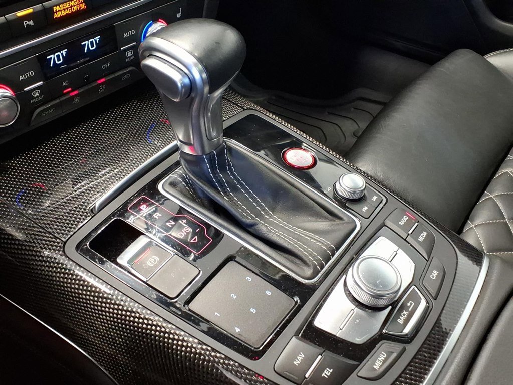 Used 2013 Audi S6 Prestige image 17