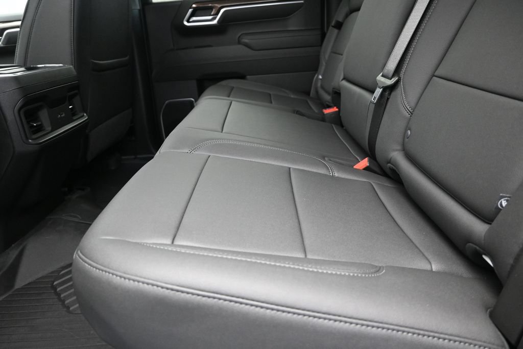 New 2026 Chevrolet Silverado 1500 RST AWD/4WD image 16