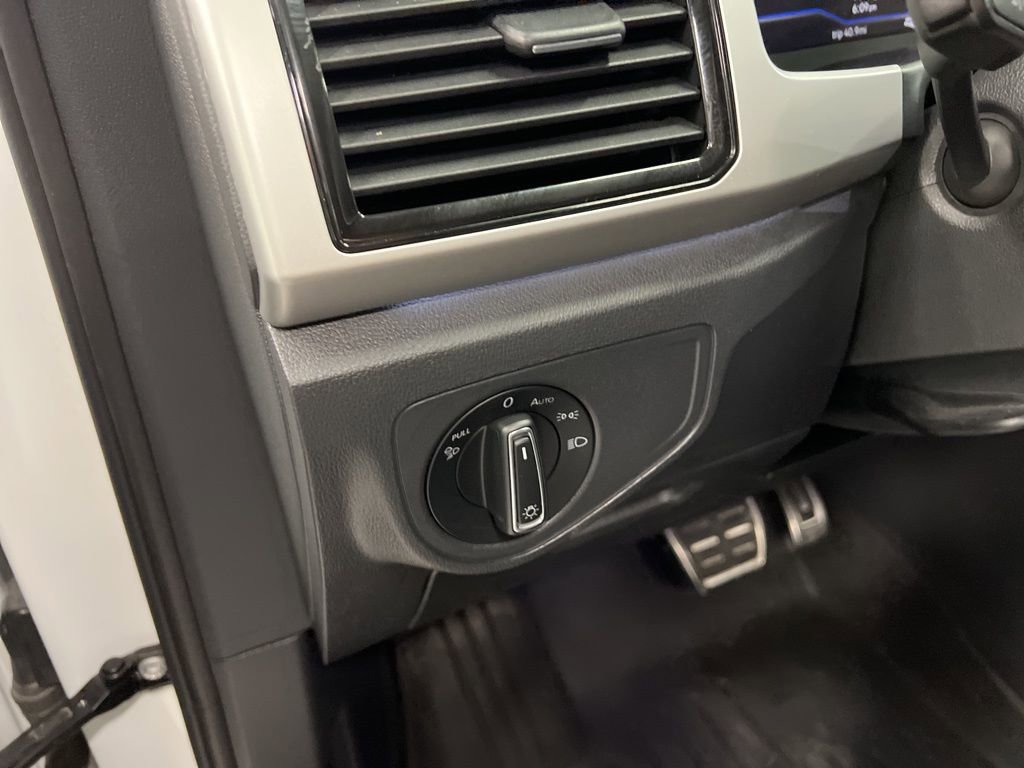 Used 2023 Volkswagen Atlas Cross Sport SEL R-Line image 16