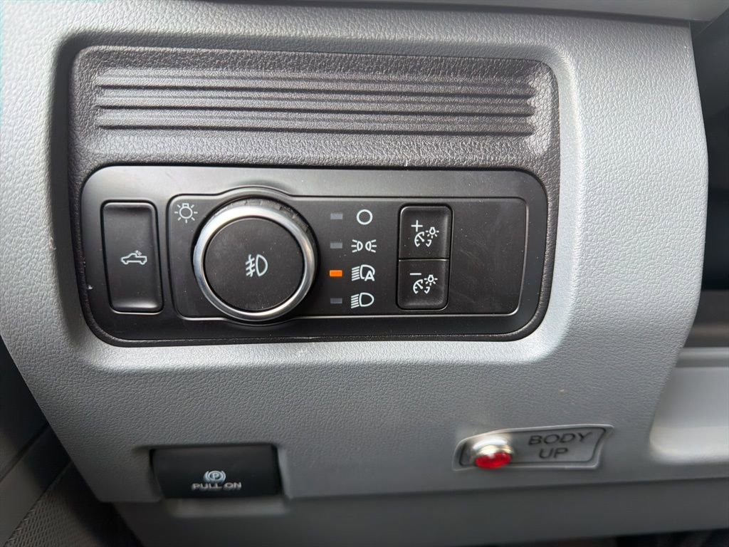 New 2026 Ford F550 4x4 Regular Cab Super Duty image 21