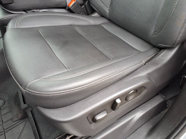 Used 2023 Chevrolet Silverado 1500 LT w/ Leather Package AWD/4WD image 21