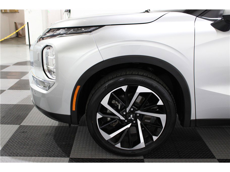 Used 2024 Mitsubishi Outlander Ralliart image 10