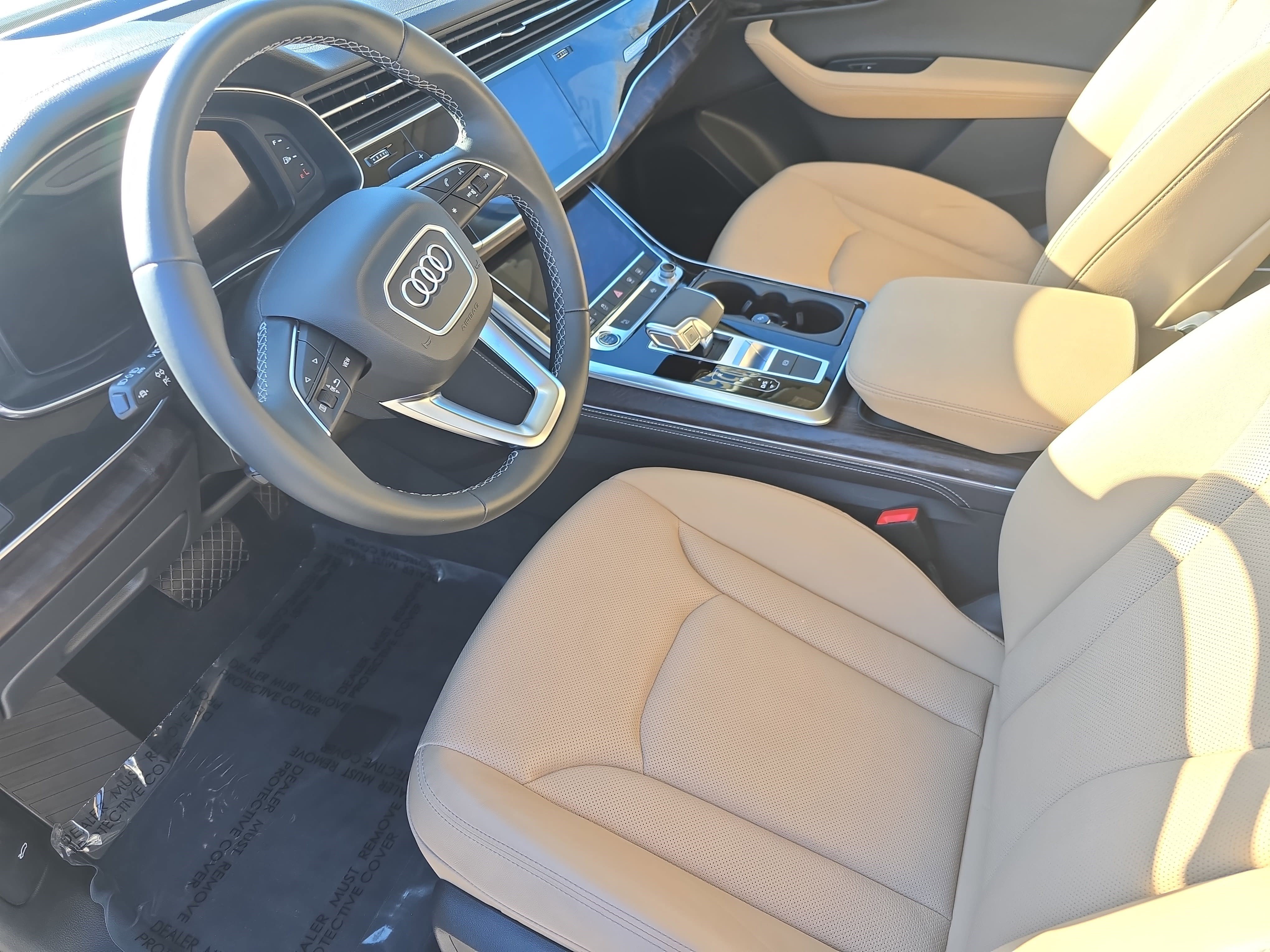 Certified 2025 Audi Q7 2.0T Premium Plus image 16