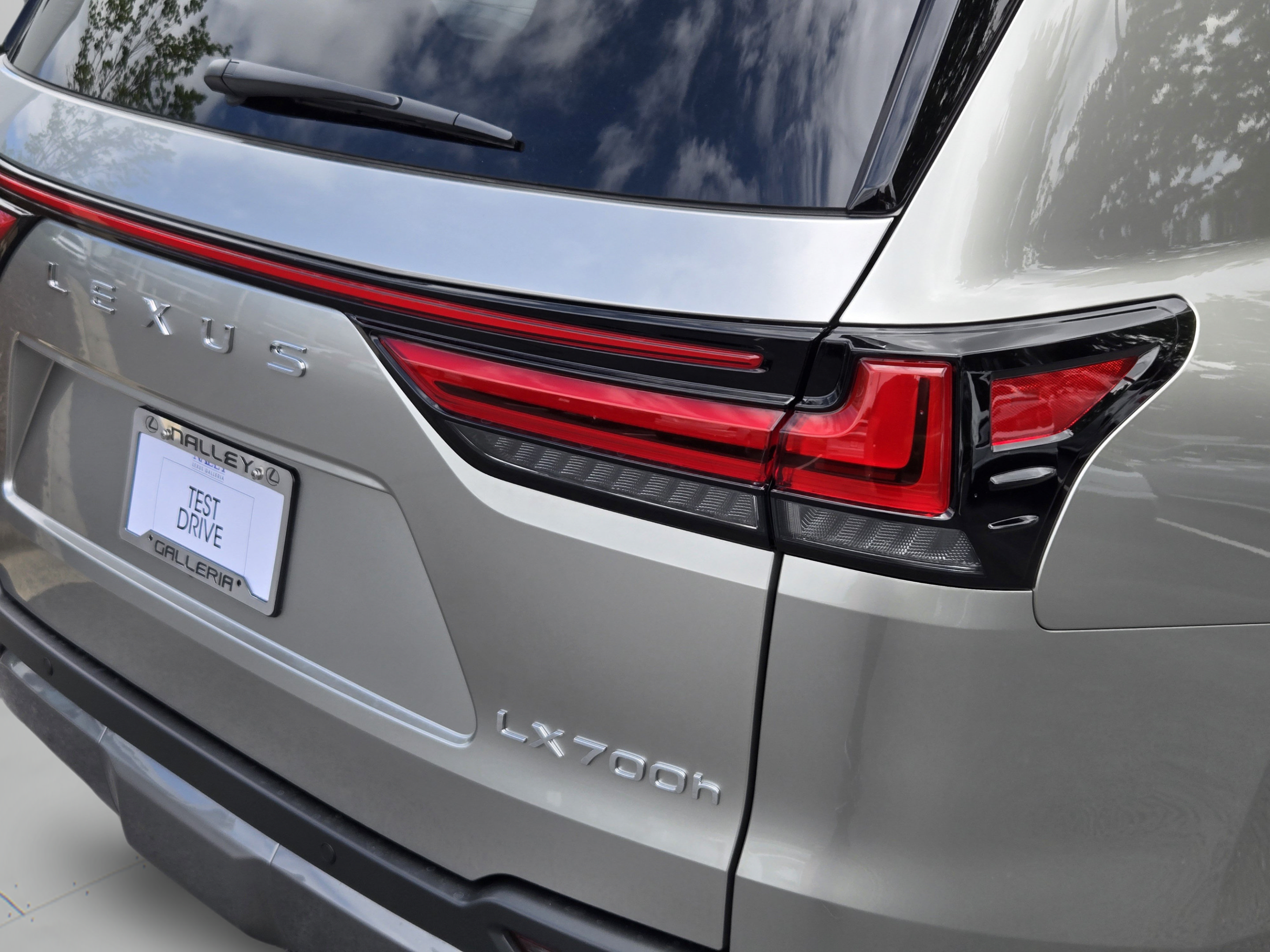 New 2026 Lexus LX 700h Luxury AWD/4WD image 10