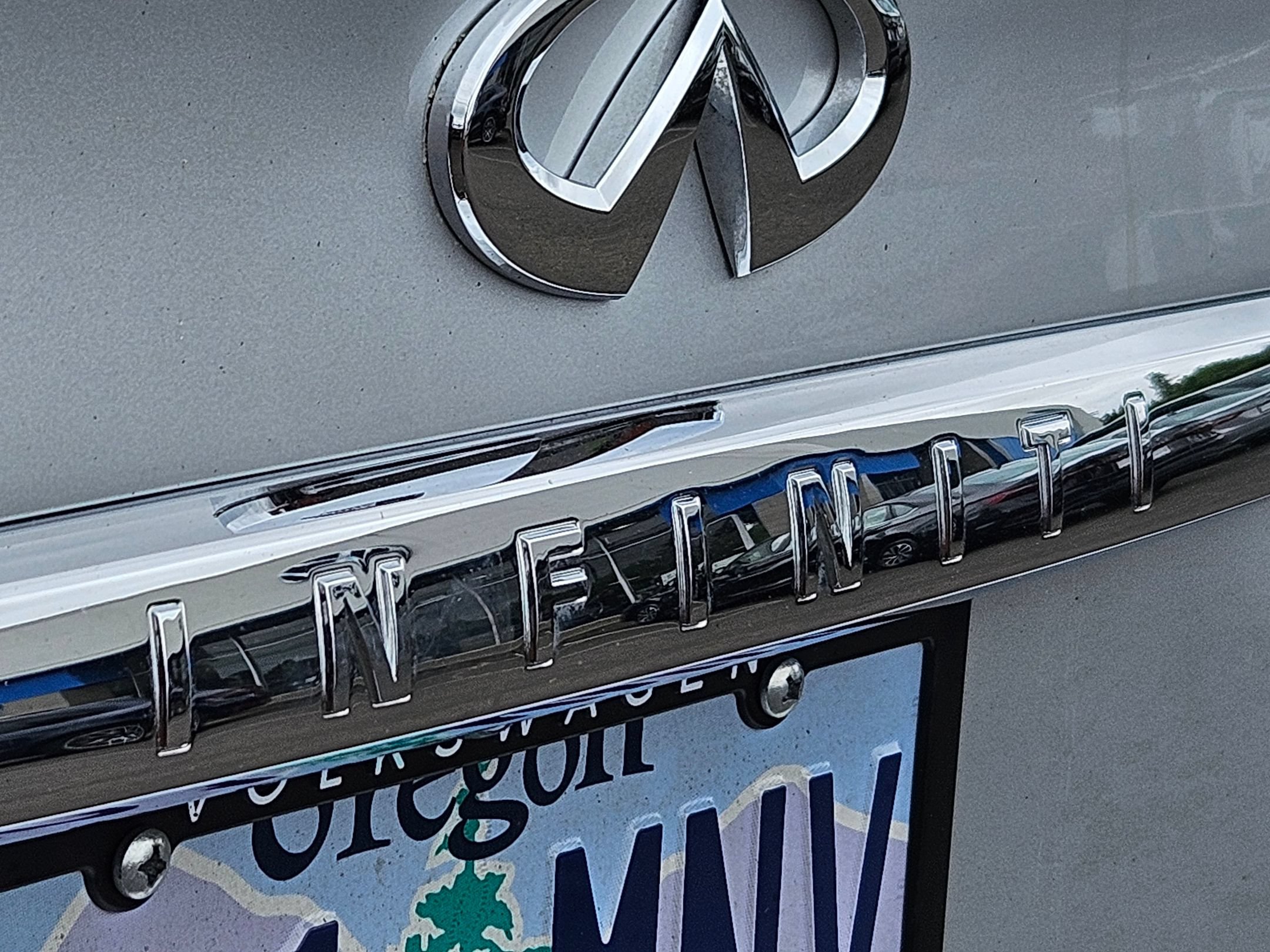 Used 2017 INFINITI Q50 Signature Edition w/ All Weather Package (L93) AWD/4WD image 27