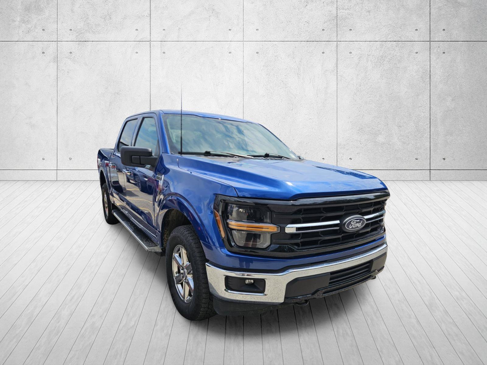 Used 2025 Ford F150 XLT w/ Equipment Group 301A Standard AWD/4WD image 2