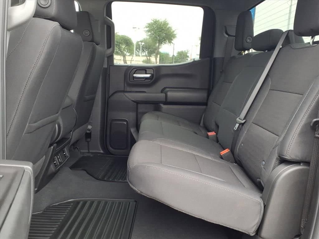 New 2026 Chevrolet Silverado 1500 Custom RWD image 18