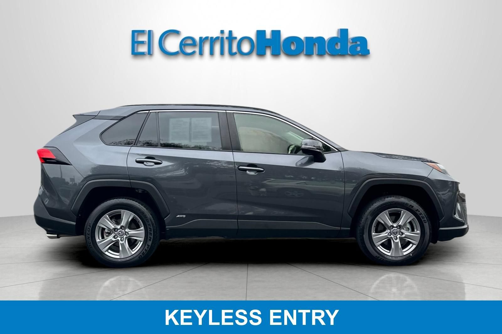 Used 2025 Toyota RAV4 XLE w/ Convenience Package AWD/4WD image 2