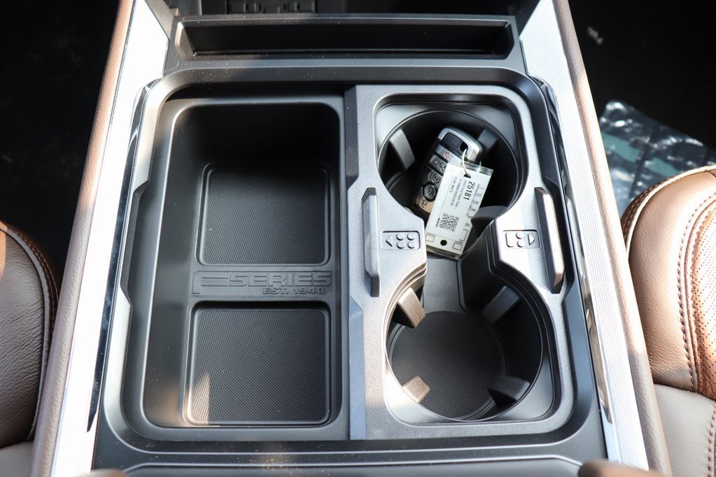 New 2025 Ford F250 King Ranch w/ Chrome Package image 30