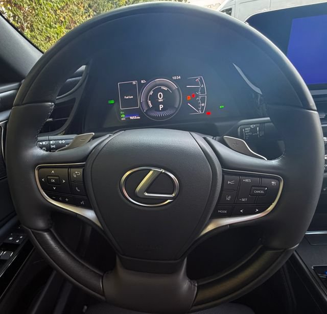 Certified 2025 Lexus ES 300h Ultra Luxury w/ Accessory Package (Z1) FWD image 20