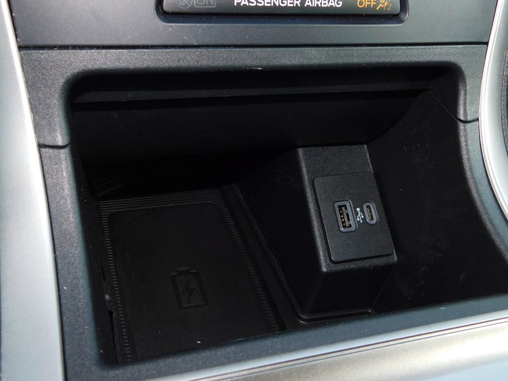 Used 2024 Ford Edge SEL w/ Convenience Package image 39