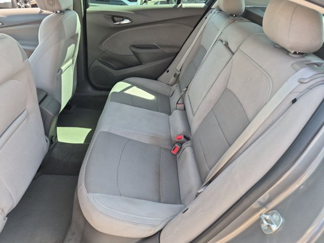 Used 2017 Chevrolet Cruze LT FWD image 25
