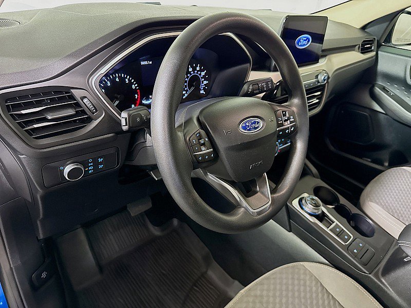 Used 2020 Ford Escape SE image 9