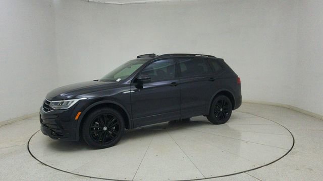 Used 2022 Volkswagen Tiguan SE R-Line image 68