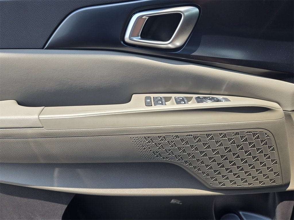 New 2026 Kia Carnival LXS image 16