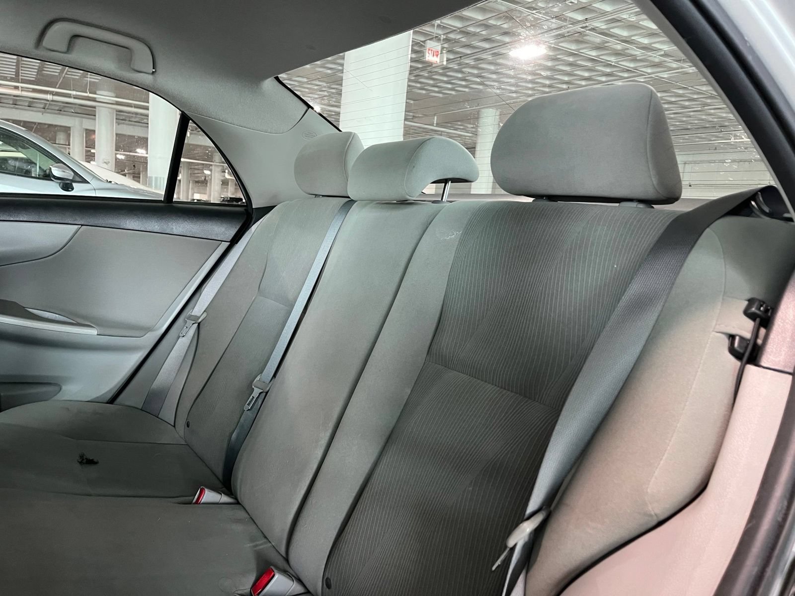 Used 2012 Toyota Corolla LE FWD image 25