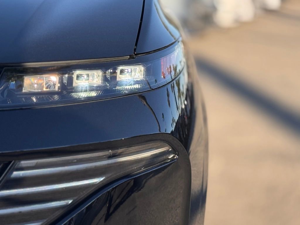 Used 2025 Nissan Murano Platinum w/ Cargo Package image 8