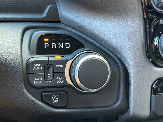 Used 2025 RAM 1500 Big Horn AWD/4WD image 23