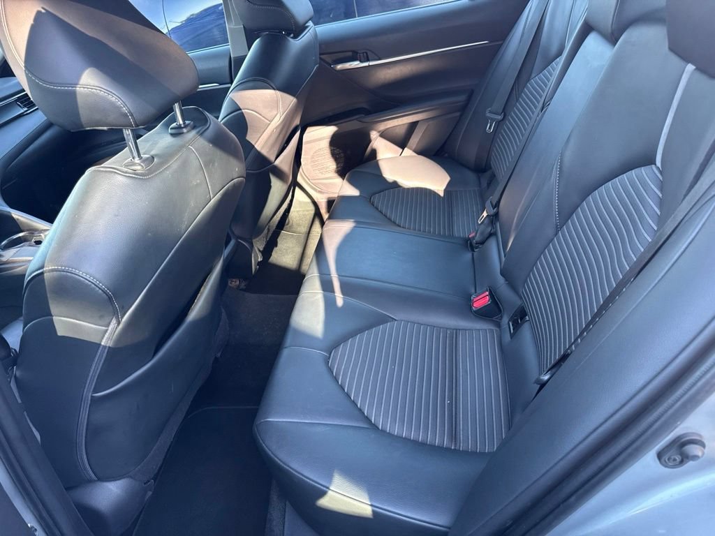 Used 2021 Toyota Camry SE FWD image 10