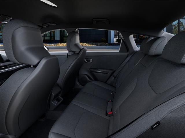 New 2026 Kia K4 LXS image 18