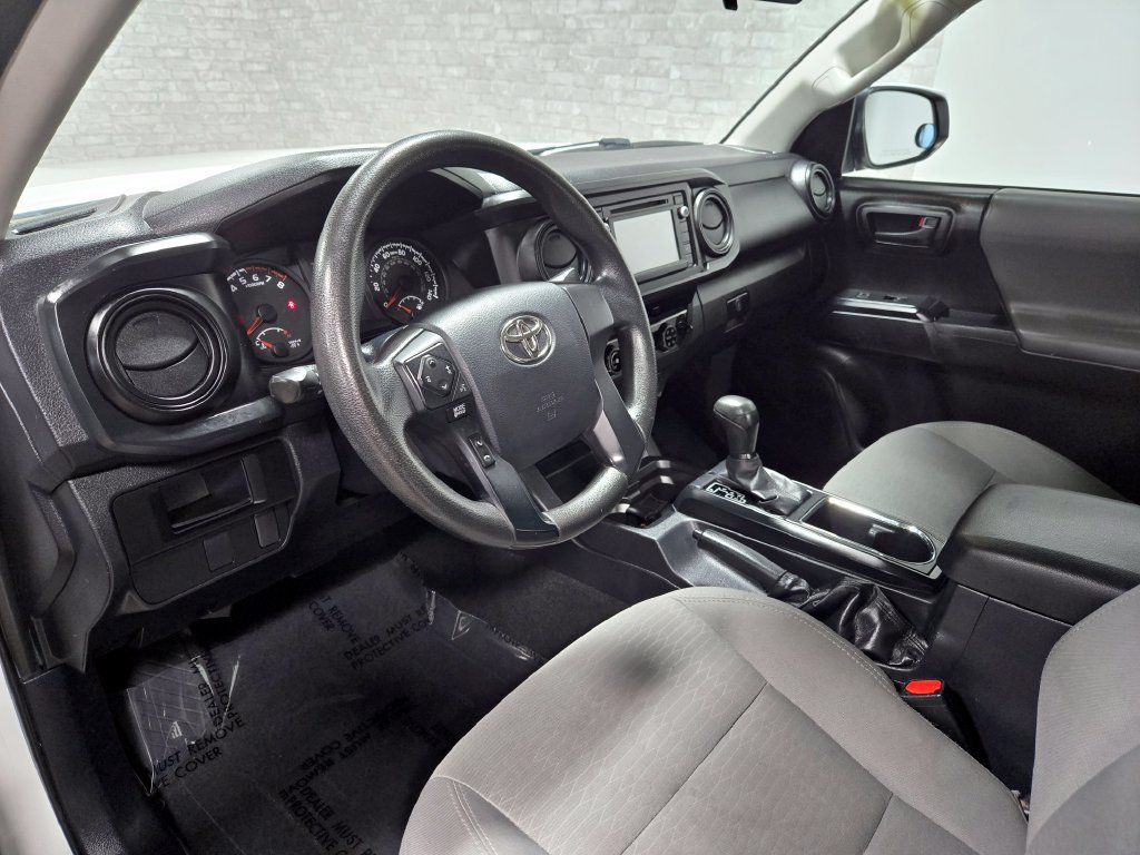 Used 2017 Toyota Tacoma SR RWD image 11