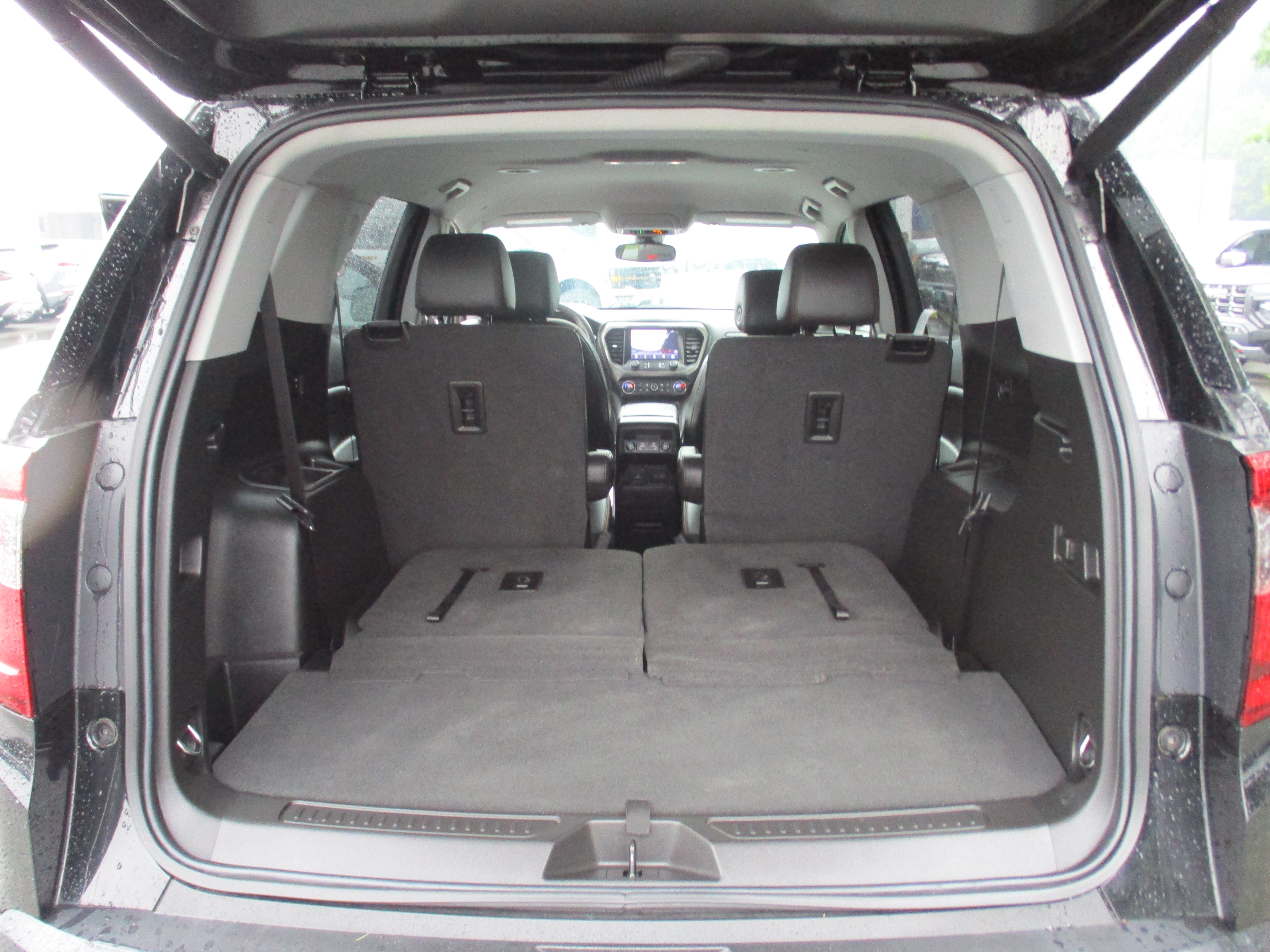Certified 2023 GMC Acadia AT4 w/ Technology Package AWD/4WD image 13