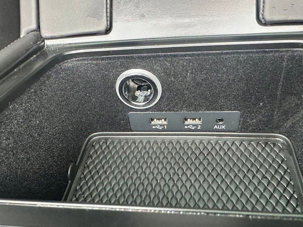 Used 2021 Bentley Continental GT image 28