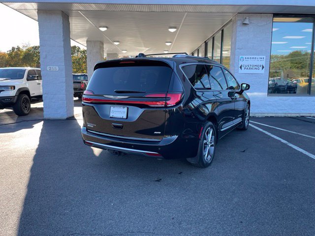 Used 2021 Chrysler Pacifica Pinnacle AWD/4WD image 5