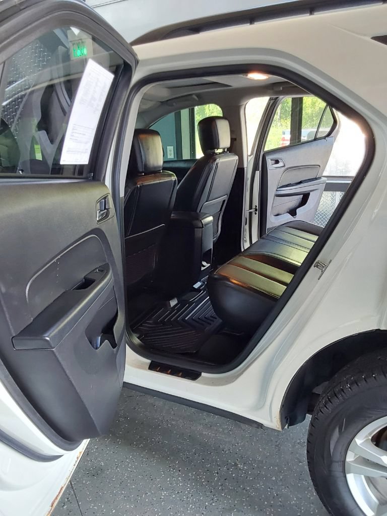 Used 2012 Chevrolet Equinox LT FWD image 17