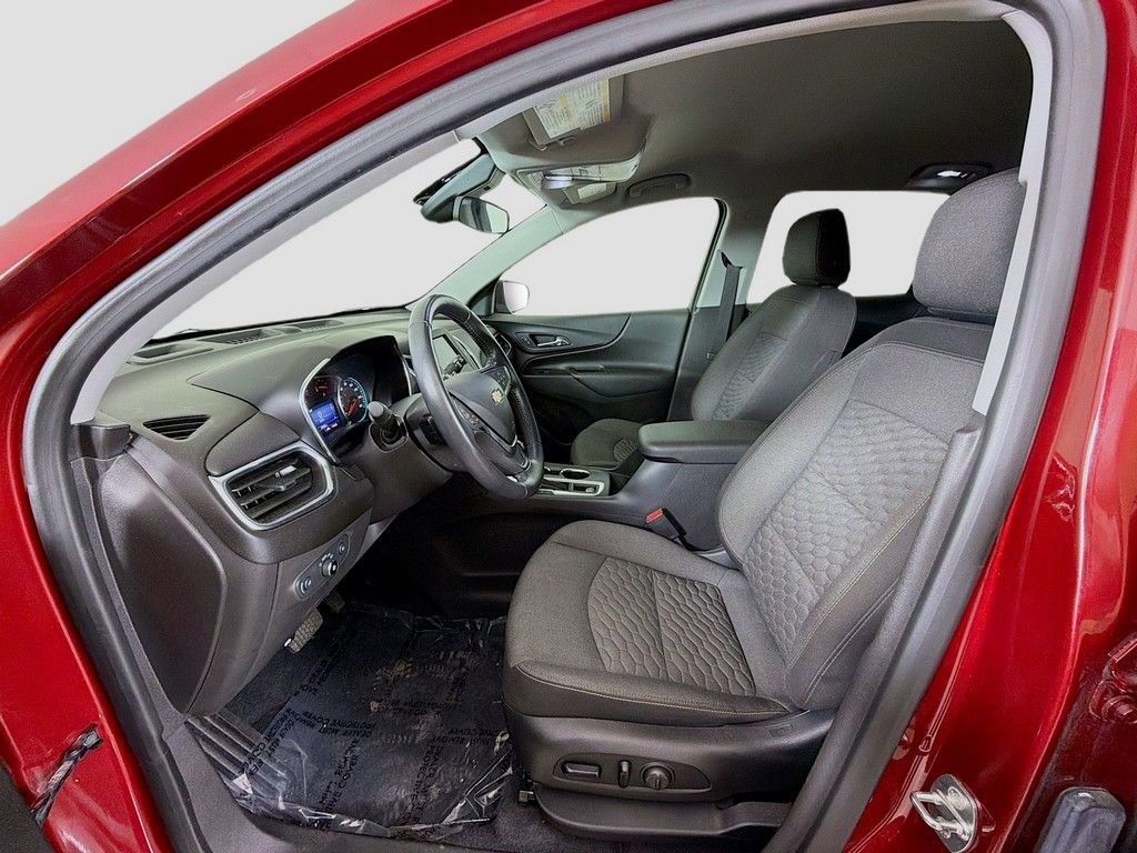 Used 2020 Chevrolet Equinox LT w/ Driver Convenience Package image 19