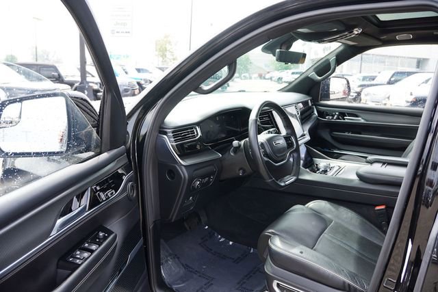 Used 2022 Jeep Grand Wagoneer Series II image 15