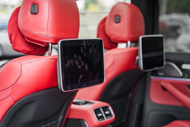 New 2026 Mercedes-Benz GLS 580 4MATIC image 40