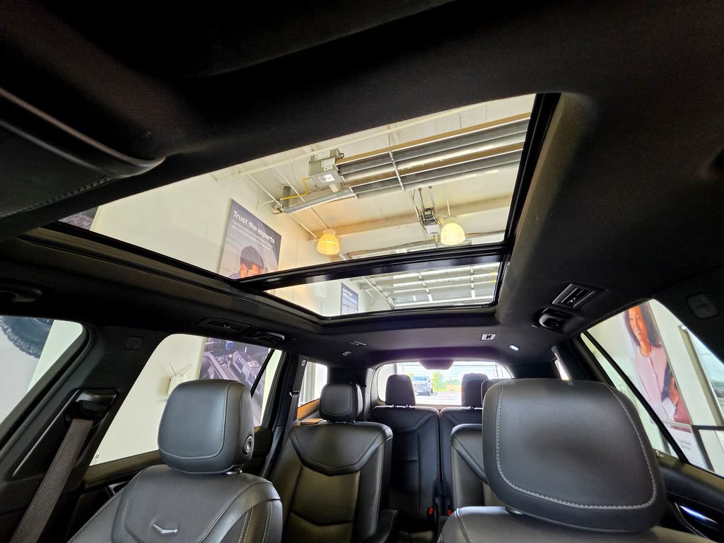Used 2021 Cadillac XT6 Premium Luxury FWD image 55