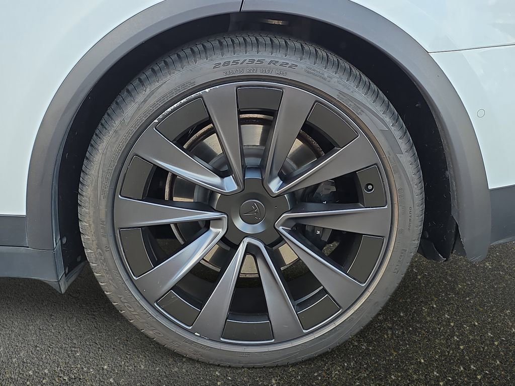 Used 2023 Tesla Model X image 39