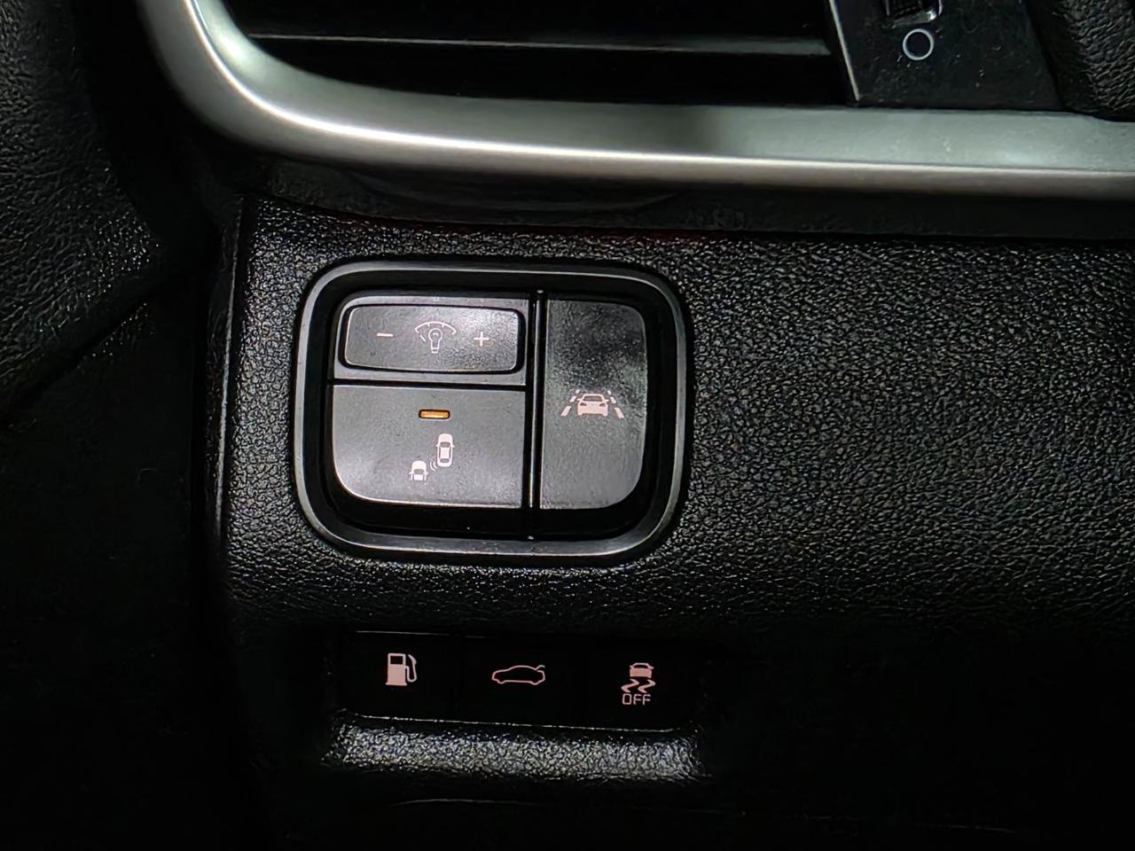 Used 2020 Kia Optima SX FWD image 38