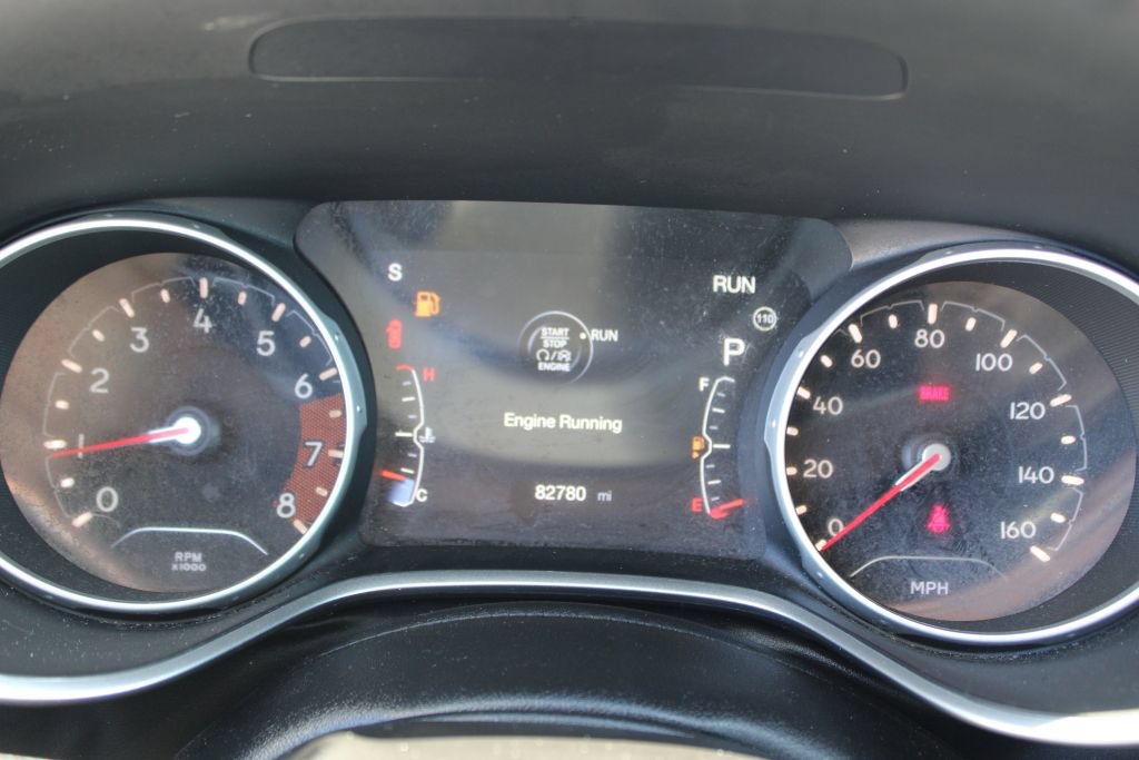 Used 2018 Jeep Compass Limited w/ Safe & Security Group AWD/4WD image 24
