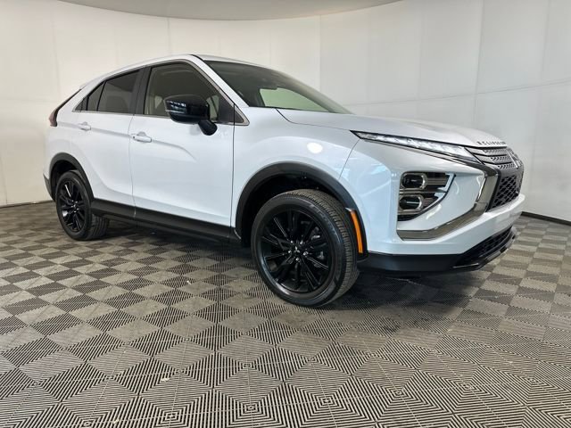 Used 2024 Mitsubishi Eclipse Cross LE image 2
