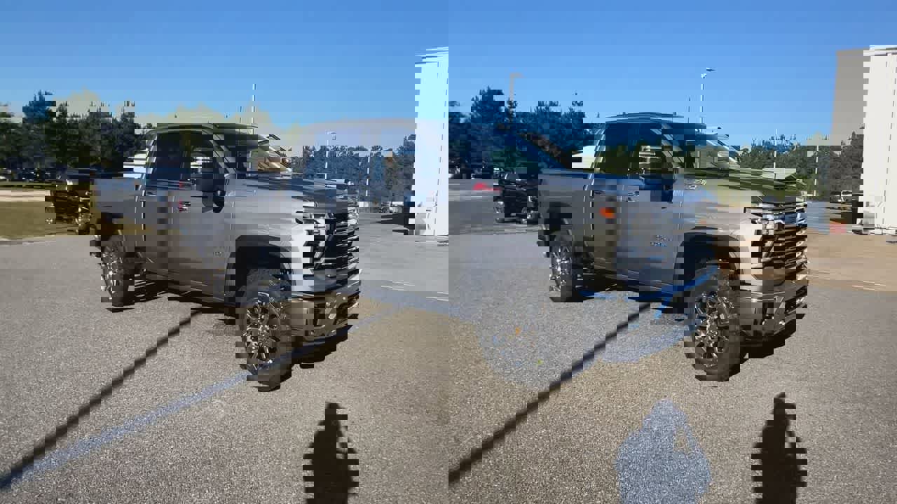 New 2026 Chevrolet Silverado 2500 LTZ video 2