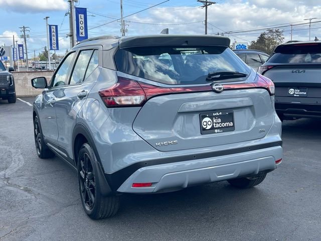 Used 2022 Nissan Kicks SR image 11