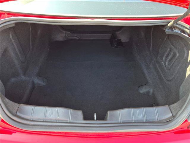 Used 2018 Chevrolet Camaro SS RWD image 6