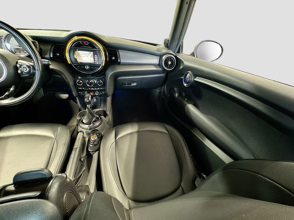 Used 2016 MINI Cooper Convertible FWD image 16