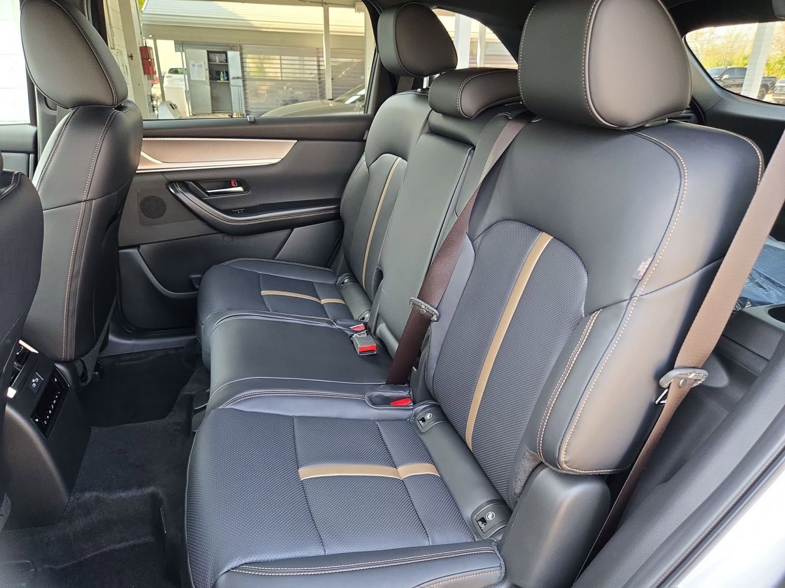 New 2026 MAZDA CX-70 3.3 Turbo w/ Premium Plus Pkg image 16