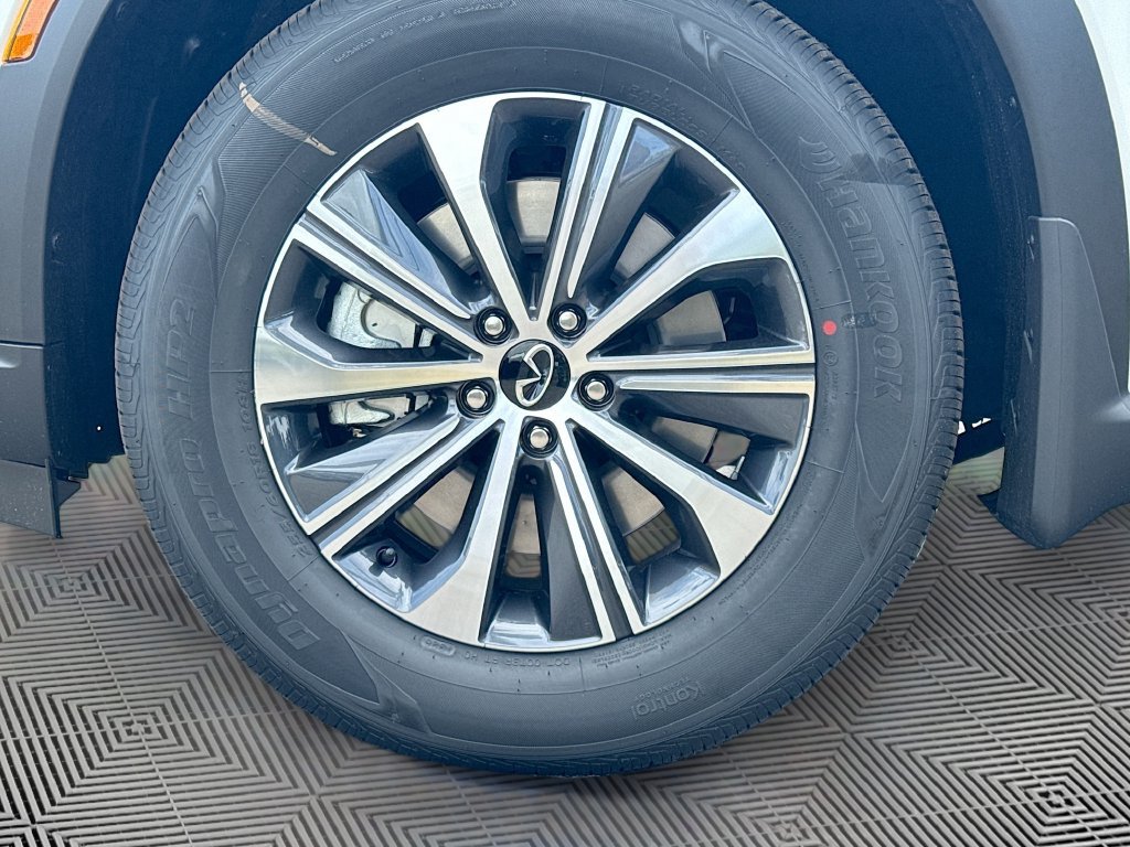 Used 2027 INFINITI QX60 Pure w/ Cargo Package FWD image 34